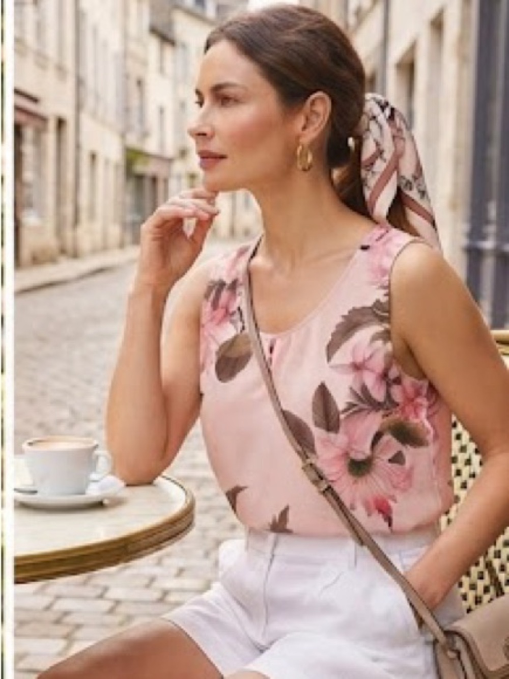 le chateau Blush Pink Floral Sleeveless Blouse